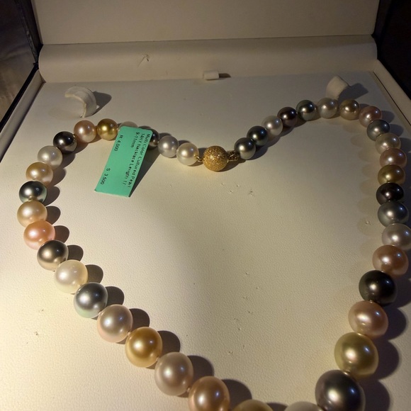 Elegant Multicolor Cultured Pearl Necklace 17” with 14k Yellow Gold NWT - Picture 8 of 11